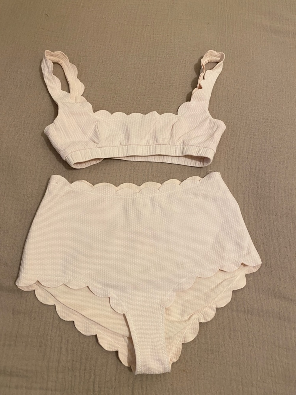 Marysia Swim Pale Pink Scalloped Bralette & High-Waist Brief Swim Set. Size S